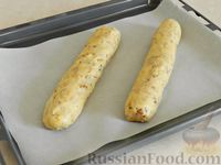 Фото приготовления рецепта: Бискотти с грецким орехом и черным перцем - шаг №8