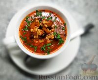 Фото к рецепту: Грибной суп с перловкой и сельдереем