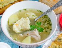 Фото к рецепту: Куриный суп с клёцками из квашеной капусты