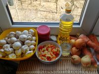 Фото приготовления рецепта: Салат с грибами - шаг №1