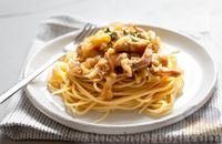 Фото к рецепту: Спагетти с мясом кролика и овощами