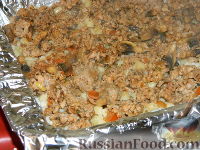 Фото приготовления рецепта: Запеканка с фаршем и макаронами под соусом "Бешамель" - шаг №16