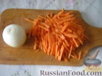 Фото приготовления рецепта: Куриный суп-лапша - шаг №4