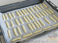 Фото приготовления рецепта: Торт из эклеров  "Дамские пальчики" со сметанным кремом - шаг №8