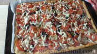Фото приготовления рецепта: Домашняя пицца на дрожжевом тесте - шаг №16