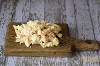 Фото приготовления рецепта: Подлива из курицы и грибов со сметаной - шаг №6