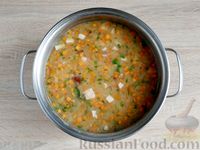 Фото приготовления рецепта: Гороховый суп с копчёным куриным филе - шаг №13
