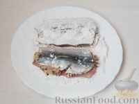 Фото приготовления рецепта: Овсяное печенье с шоколадом - шаг №6