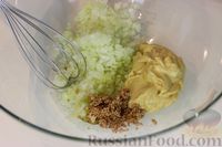 Фото приготовления рецепта: Куриный суп с овощами, рисом и плавленым сыром - шаг №5