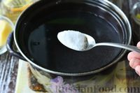 Фото приготовления рецепта: Суп с фрикадельками и лапшой - шаг №3