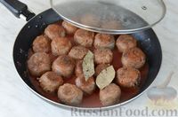 Фото приготовления рецепта: Котлеты из гречки с грибами, в томатном соусе - шаг №14