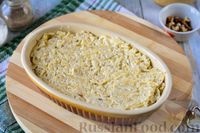 Фото приготовления рецепта: Капустная запеканка с сыром и орехами - шаг №16