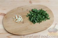 Фото приготовления рецепта: Макаронная запеканка с фаршем,  помидорами и сыром - шаг №4