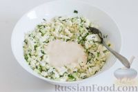 Фото приготовления рецепта: Салат из цветной капусты с огурцом - шаг №5