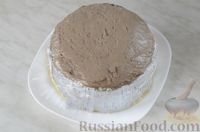 Фото приготовления рецепта: Закусочный торт с печёночным паштетом и творожным сыром - шаг №20