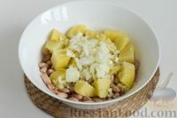 Фото приготовления рецепта: Картофельные котлеты с фасолью - шаг №4