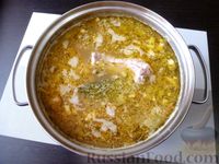 Фото приготовления рецепта: Гороховый суп с рёбрышками, копчёной грудинкой и сельдереем - шаг №14