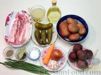 Фото приготовления рецепта: Суп со свёклой и солёными огурцами - шаг №1