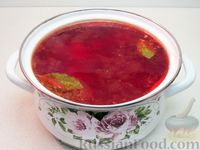 Фото приготовления рецепта: Суп со свёклой и солёными огурцами - шаг №12