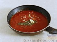 Фото приготовления рецепта: Тефтели в томатном соусе - шаг №7