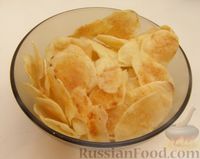 Фото к рецепту: Картофельные чипсы в микроволновке