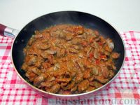 Фото приготовления рецепта: Куриные сердечки в томатно-соевом соусе - шаг №10