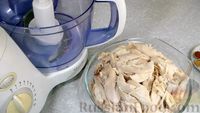 Фото приготовления рецепта: Домашняя колбаса из курицы - шаг №3