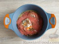 Фото приготовления рецепта: Курица с гречкой и помидорами - шаг №11