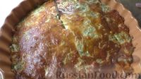 Фото приготовления рецепта: Заливной пирог с молодой капустой, кабачком и сыром - шаг №12