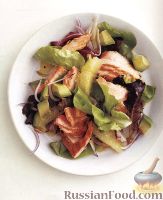 Фото к рецепту: Салат из лосося и грейпфрута