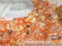 Фото приготовления рецепта: Сладкая запеканка из риса и моркови - шаг №3