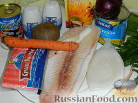 Фото приготовления рецепта: Салат из кальмаров и рыбы "Гавань" - шаг №1
