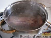 Фото приготовления рецепта: Салат "Херсонский" с языком - шаг №2