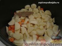 Фото приготовления рецепта: Курица с картофелем (рецепт для мультиварки) - шаг №2
