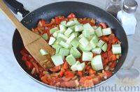 Фото приготовления рецепта: Паприкаш из кабачков с помидорами - шаг №10