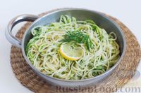 Фото к рецепту: Спагетти с кабачком и укропом