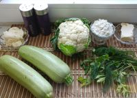Фото приготовления рецепта: Суп-пюре из кабачков или тыквы и цветной капусты - шаг №1
