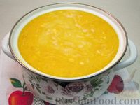 Фото приготовления рецепта: Сырный суп с фрикадельками, картофелем и вермишелью - шаг №15
