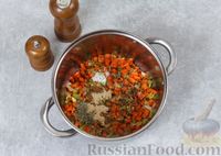 Фото приготовления рецепта: Кукурузный суп с копчёной грудинкой и сухариками - шаг №8