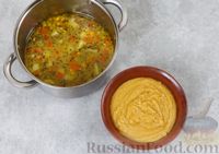 Фото приготовления рецепта: Кукурузный суп с копчёной грудинкой и сухариками - шаг №12