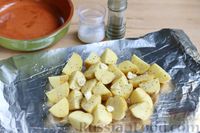 Фото приготовления рецепта: Холодный свекольник с запечённой молодой картошкой (шалтибарщай) - шаг №3