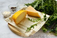 Фото приготовления рецепта: Лаваш с сыром и зеленью - шаг №1