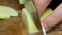 Фото приготовления рецепта: Испанская картофельная тортилья с луком - шаг №1