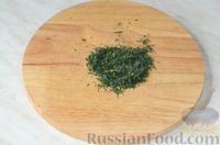 Фото приготовления рецепта: Цветная капуста в чесночном соусе, запечённая под сыром - шаг №5