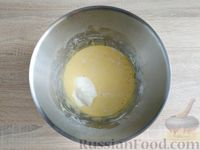Фото приготовления рецепта: Клафути с клубникой - шаг №5