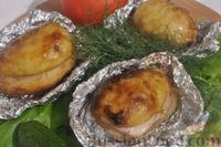 Фото приготовления рецепта: Запечённый картофель в фольге на углях - шаг №17