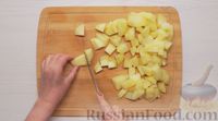Фото приготовления рецепта: Жареная картошка на сливочном масле, с паприкой - шаг №3