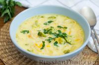 Фото к рецепту: Сырный суп с лапшой и брокколи