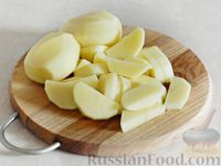 Фото приготовления рецепта: Молодой картофель, запеченный с овощами - шаг №2