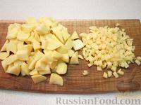 Фото приготовления рецепта: Украинский борщ с фасолью и свиными рёбрышками - шаг №11